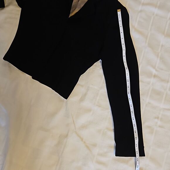 Tristan & Iseut Women's Cropped Blazer Blazer Size 2 - Picture 10 of 16